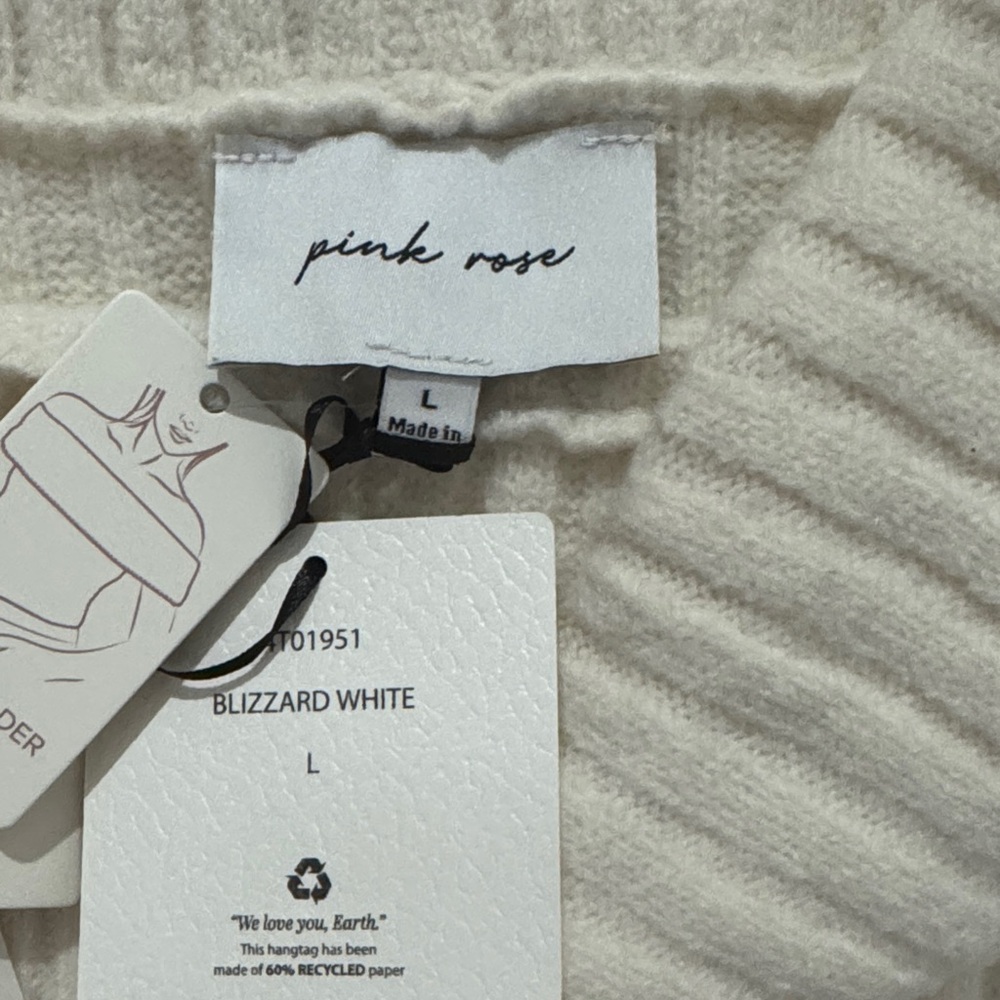 NWT Pink Rose Off-Shoulder Ribbed Cream Sweater Size L - Picture 5 of 5